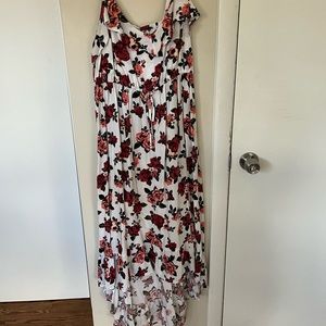 Torrid size 2 high low white dress with red and pale red roses. Drawstring bust